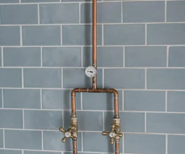 The Farm アパート